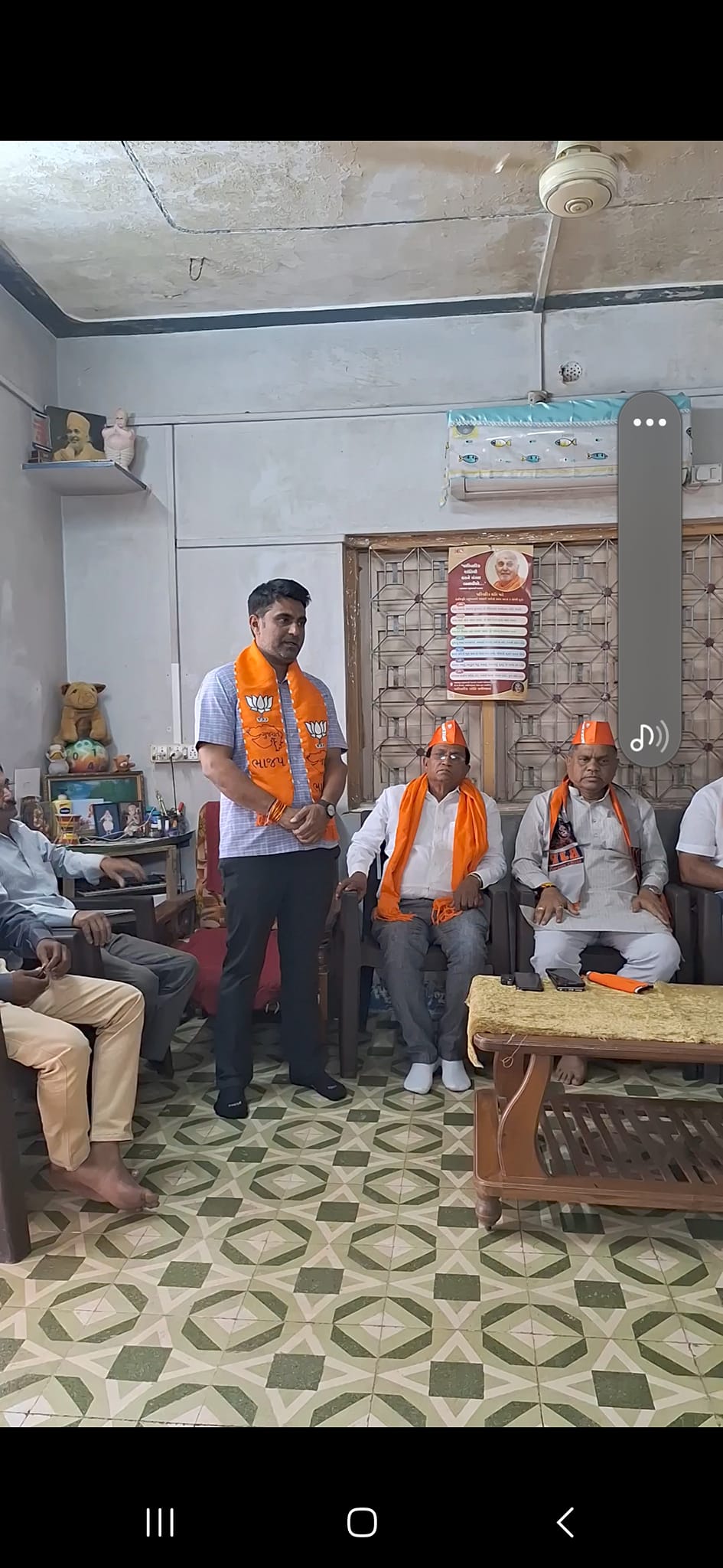 આજરોજ આગામી લોકસભાની ચૂંટણીનાં સંદર્ભે સુરત જીલ્લા ભારતીય જનતા બક્ષીપંચ મોરચાની અગત્યની બેઠકમાં સુરત જીલ્લા ભારતીય જનતા પાર્ટી બક્ષીપંચ મોરચાના પ્રમુખ શ્રી અરવિંદભાઈ, મહામંત્રી શ્રી પ્રવીણભાઈ, જગદીશભાઈ હાજર રહીને માર્ગદર્શન આપ્યું મહુવા તાલુકો, બારડોલી તાલુકો, બારડોલી નગર બક્ષીપંચ મોરચાના હોદ્દેદારશ્રીઓ, કારોબારીશ્રીઓ, કાર્યકરો ઉપસ્થિત રહ્યાં.